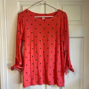 Old Navy top. Coral with navy dots
